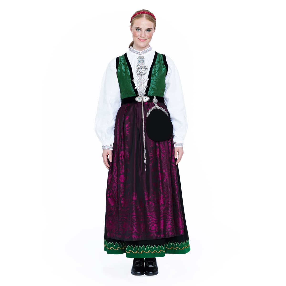 Sogn_N_damebunad_lilla_forkle.jpg