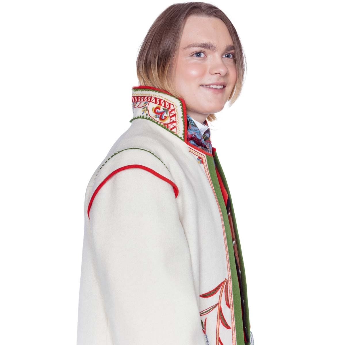 Hallingdal_C17_herrebunad_jakke_detalj_325.jpg
