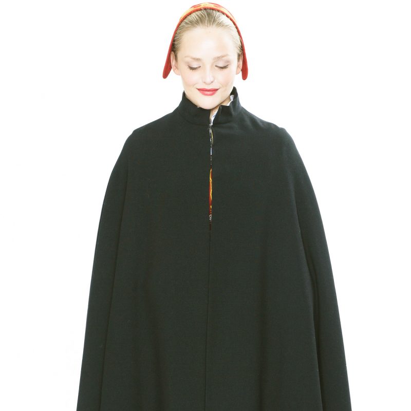 SOLH 21003 - Heimen Husfliden bunadcape